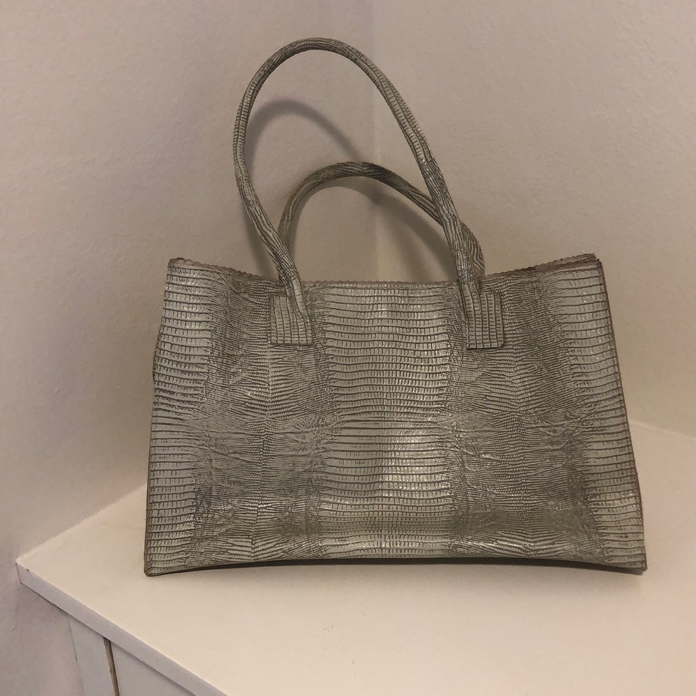 B.May Leather Purse